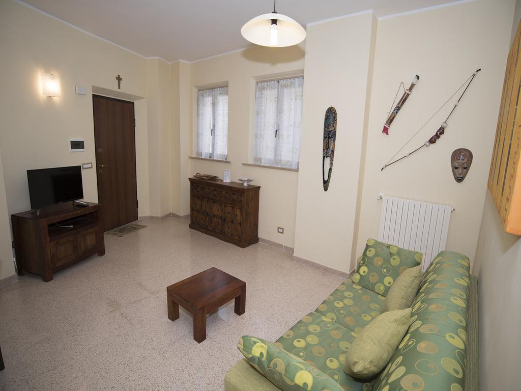 Ferienwohnung La Casa Di Tina Colonnella Zimmer foto